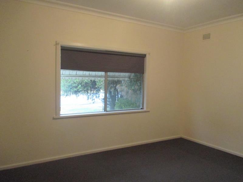 7 Bent Street TAMWORTH 6