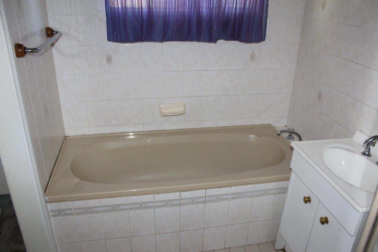 7 Bent Street TAMWORTH 4