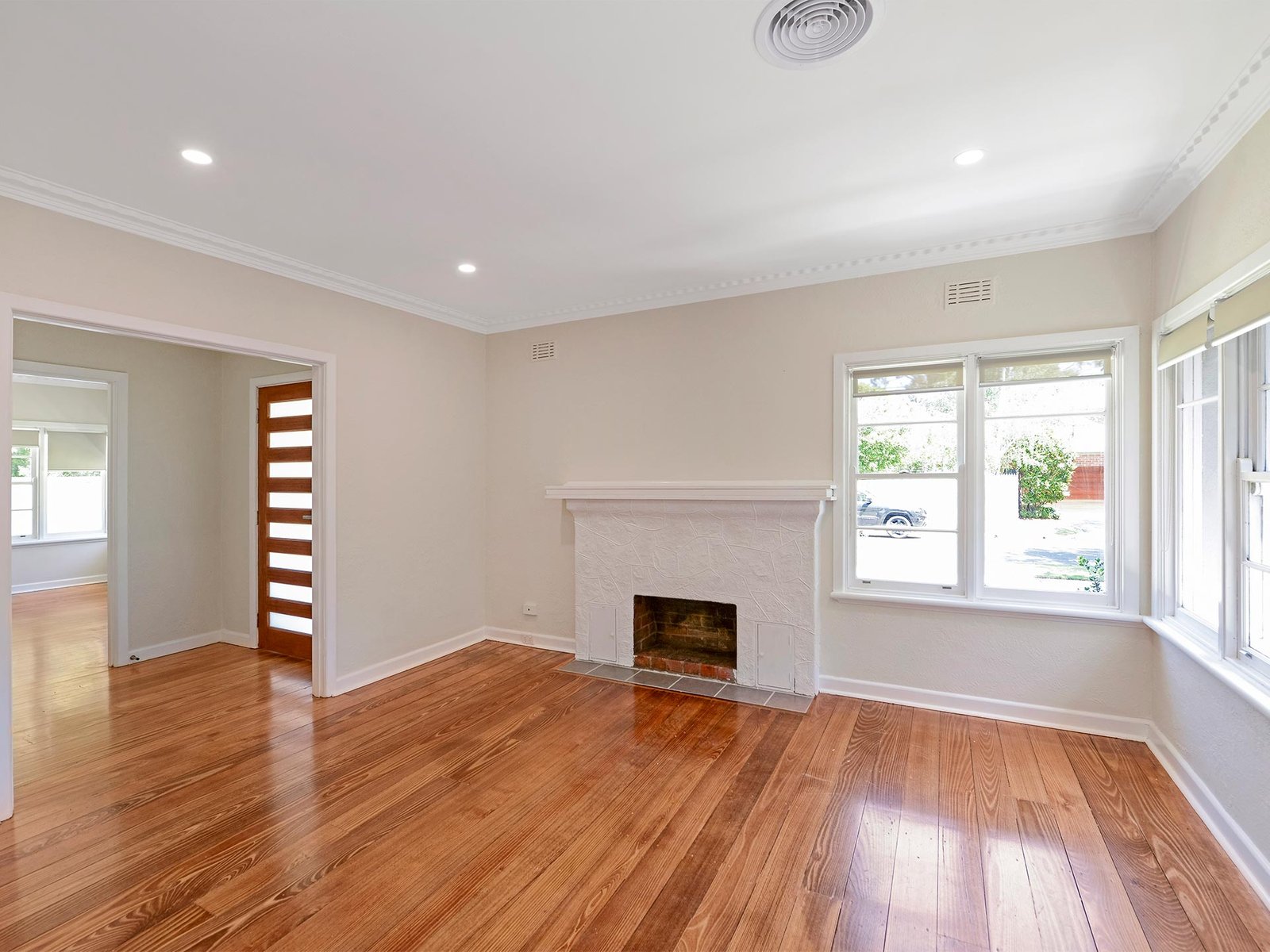 Gallery: 7 Biarritz Avenue