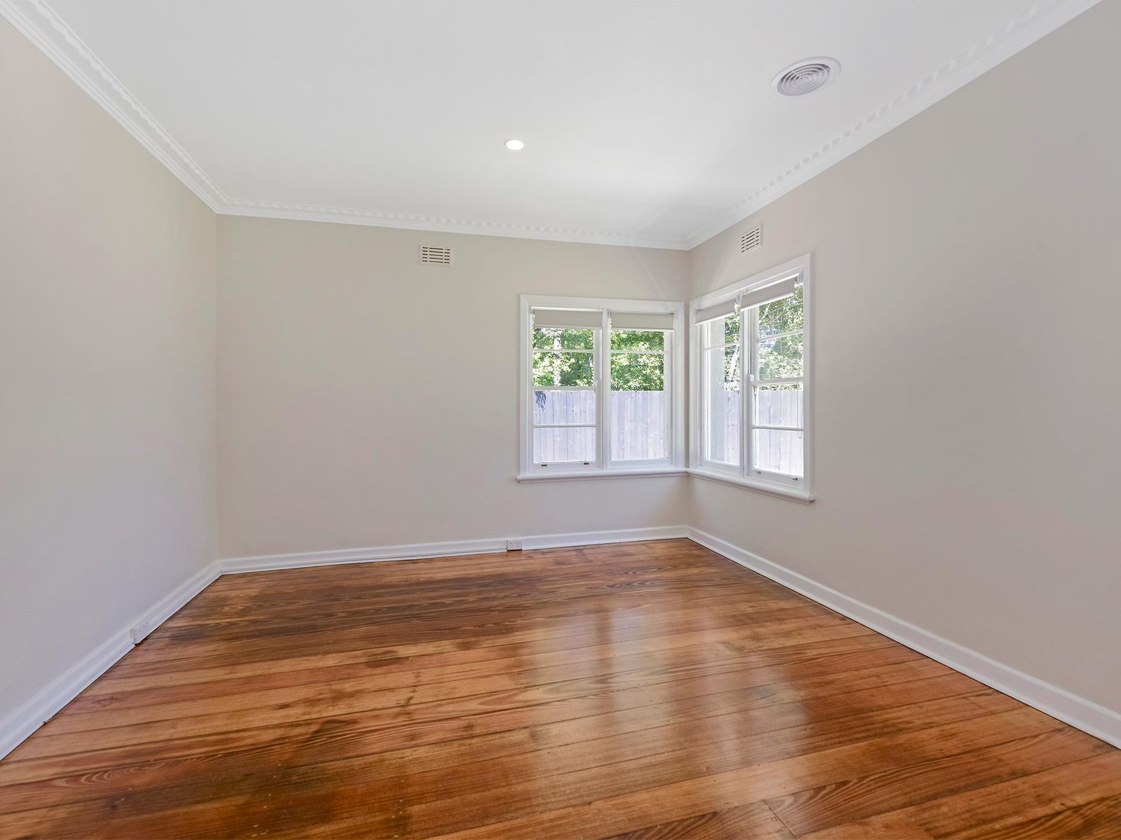 Gallery: 7 Biarritz Avenue