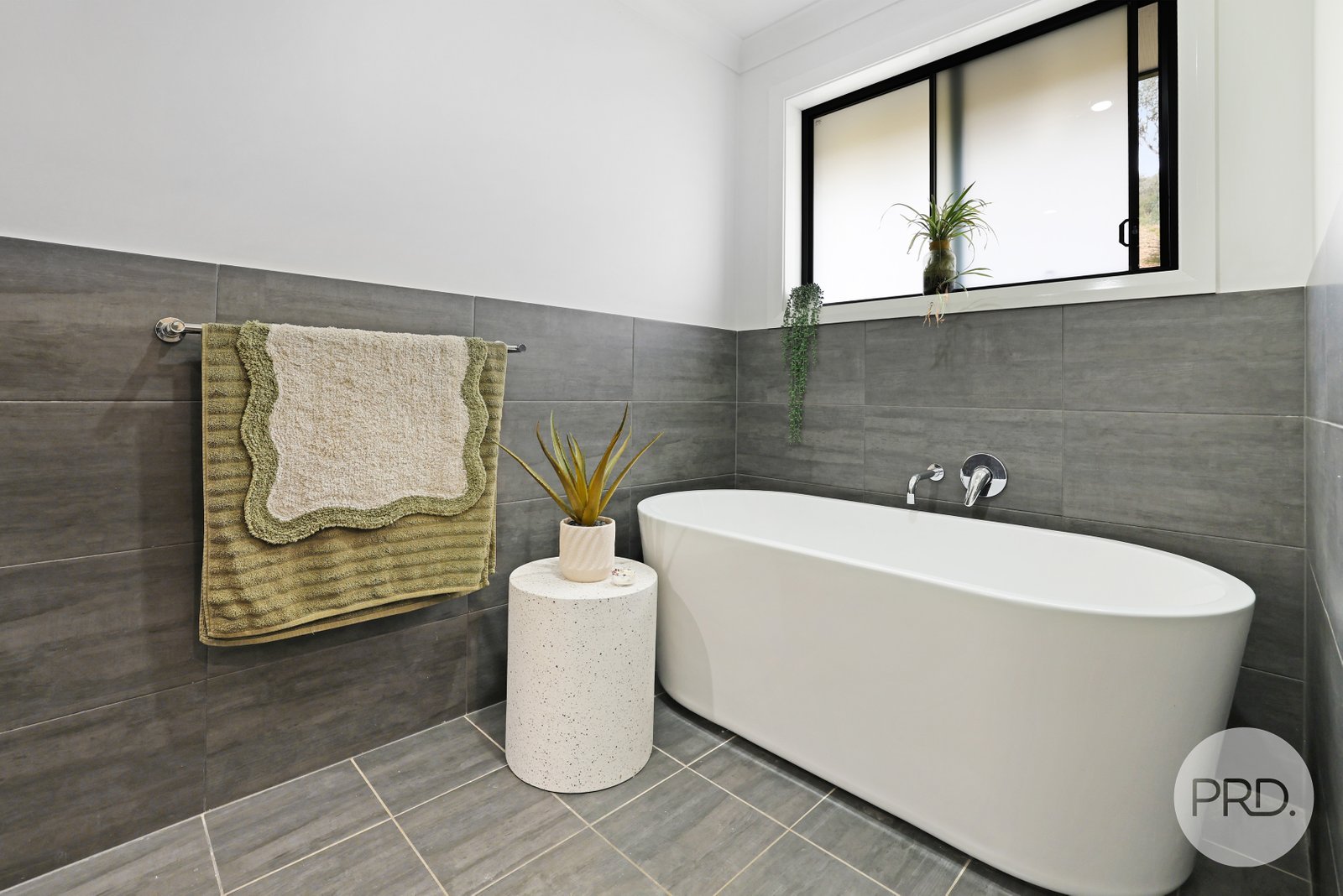 7 Bibil Close TAMWORTH 20