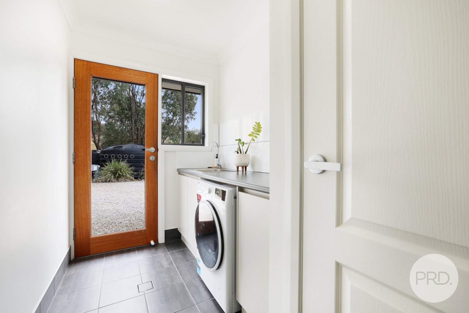 7 Bibil Close TAMWORTH 21