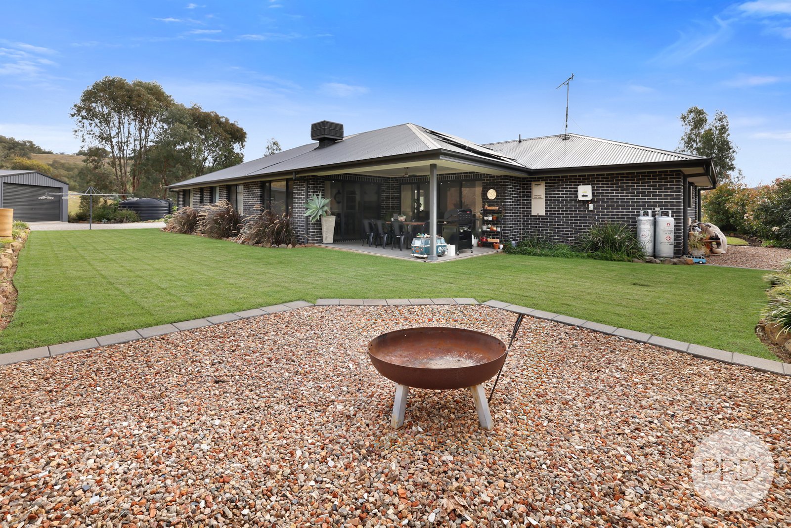 7 Bibil Close TAMWORTH 26