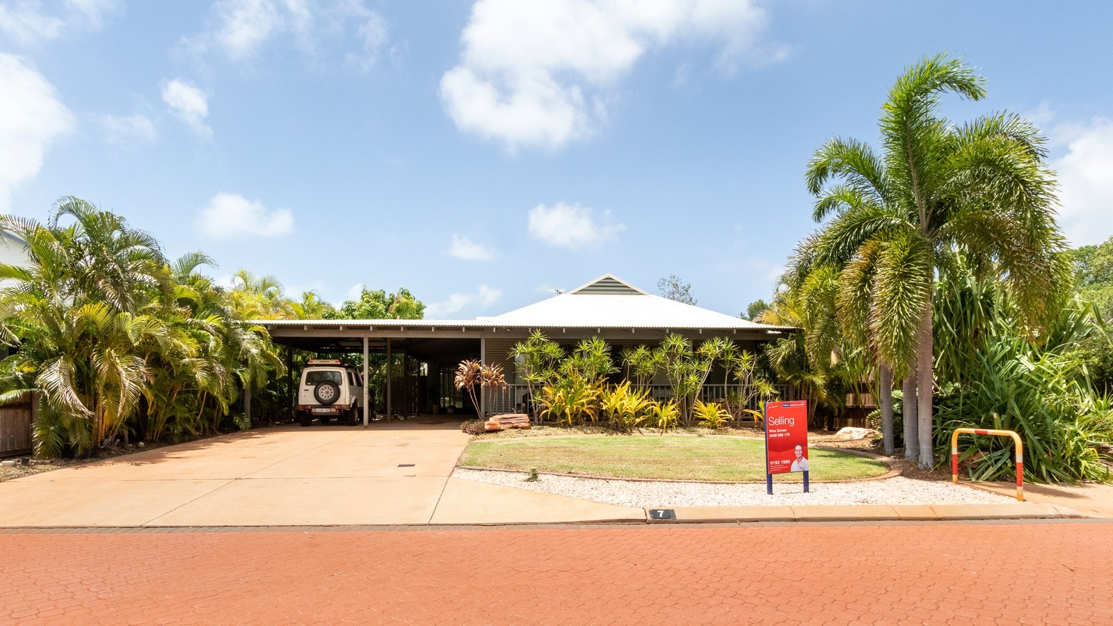 7 Biny Lane CABLE BEACH 1