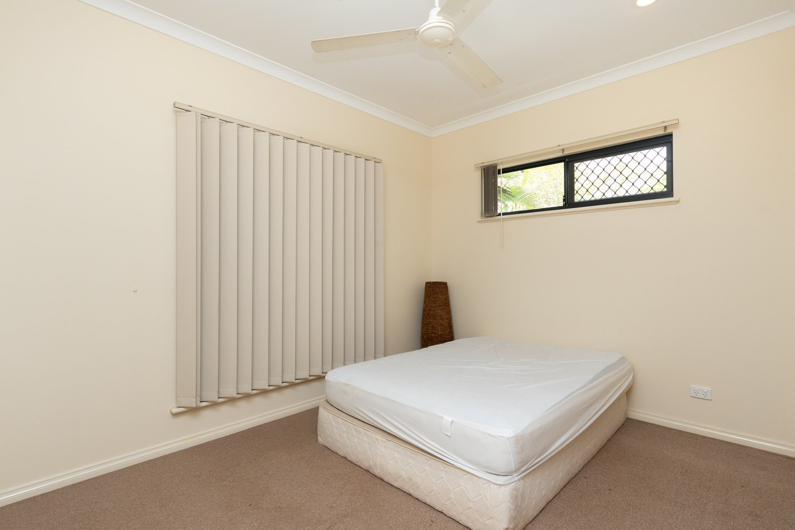 7 Biny Lane CABLE BEACH 12