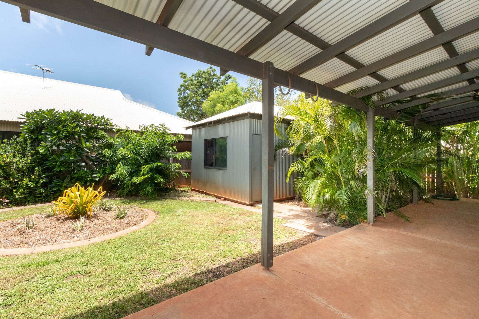 7 Biny Lane CABLE BEACH 24