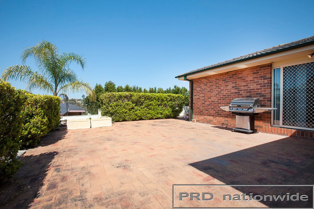 7 Birch Grove ABERGLASSLYN 5