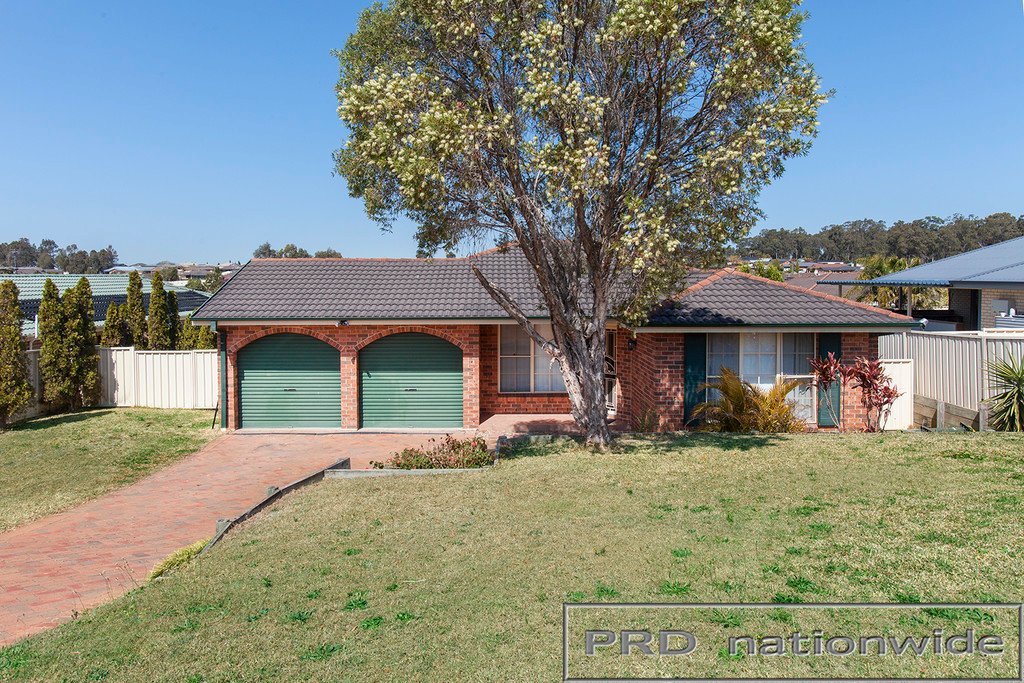 7 Birch Grove ABERGLASSLYN 15