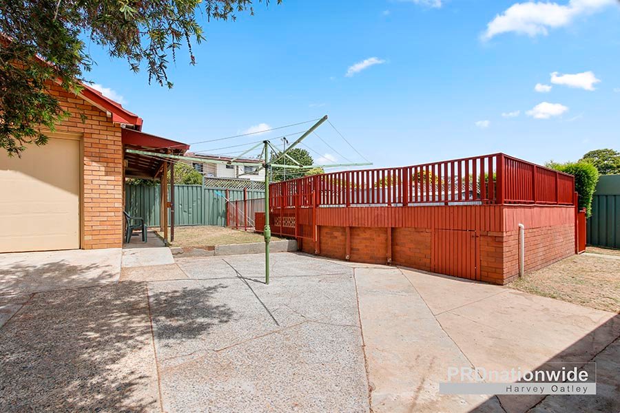 7 Blackbutt Avenue LUGARNO 9