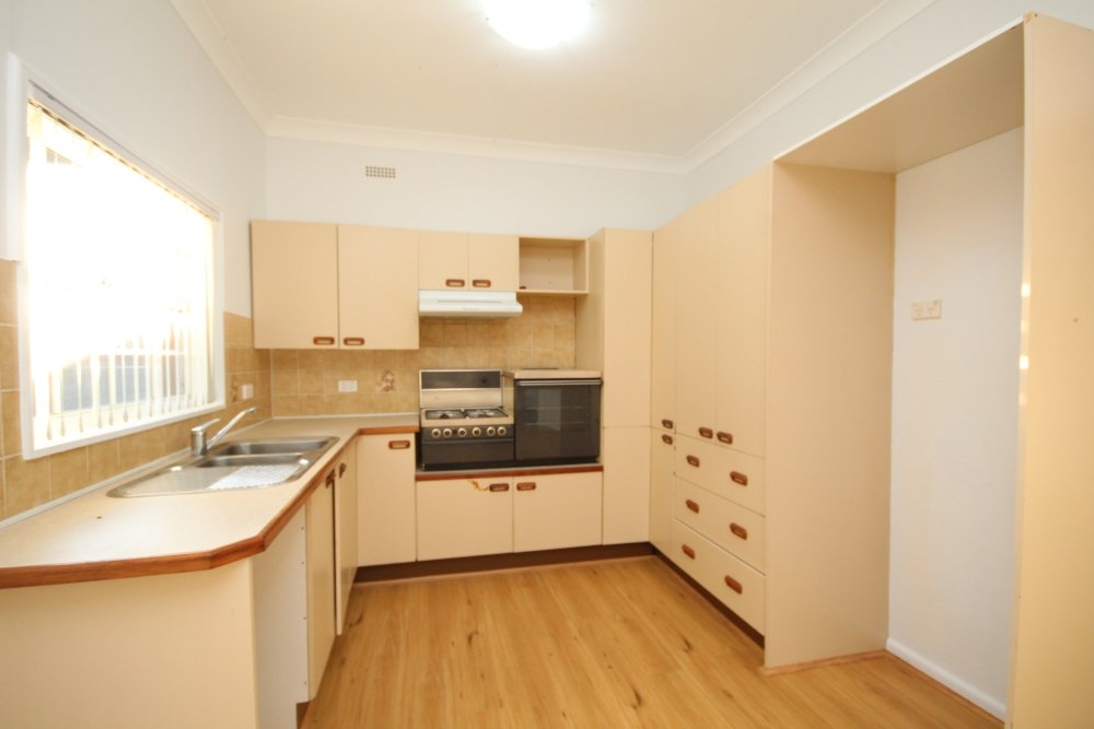 7 Bonalbo Street KINGSGROVE 2