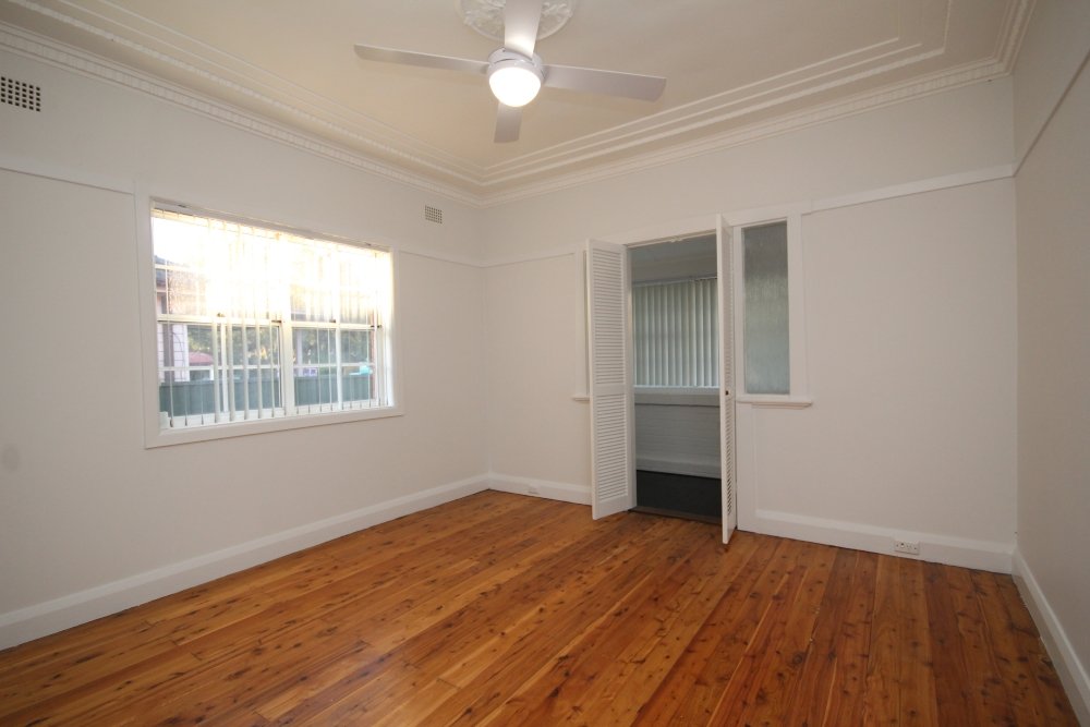 7 Bonalbo Street KINGSGROVE 8