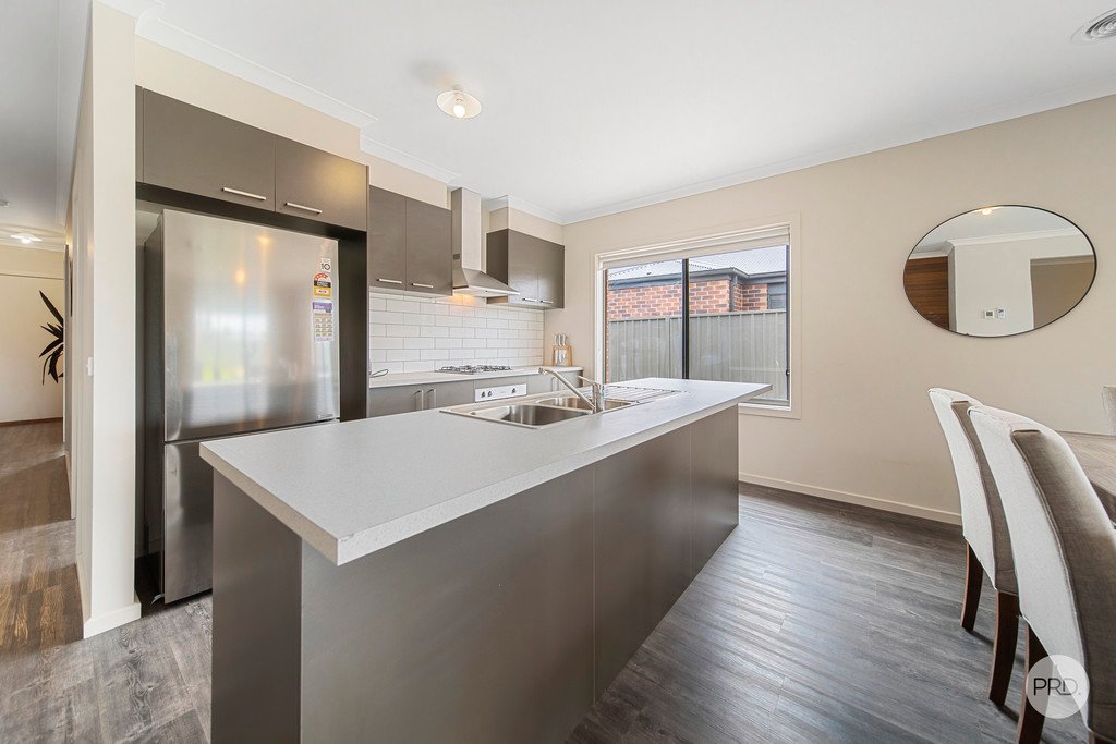 7 Bonnington Street JACKASS FLAT 4