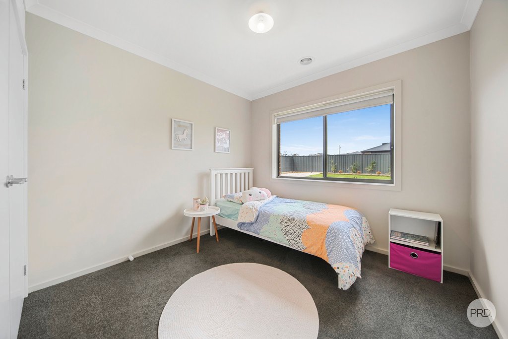 7 Bonnington Street JACKASS FLAT 10