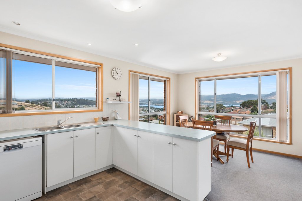 7 Bonwick Court CLAREMONT 2