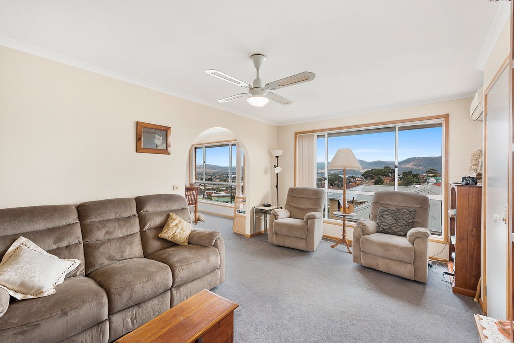 7 Bonwick Court CLAREMONT 4