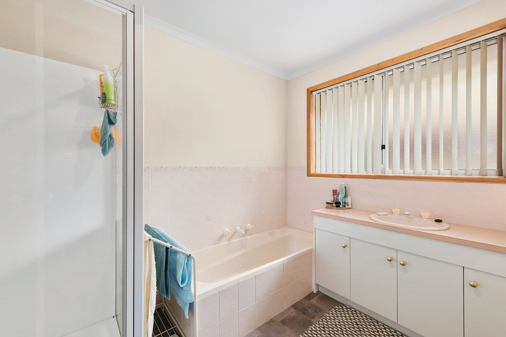 7 Bonwick Court CLAREMONT 8
