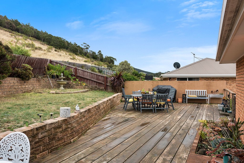 7 Bonwick Court CLAREMONT 13