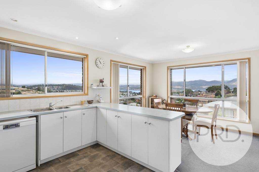 7 Bonwick Court CLAREMONT 2