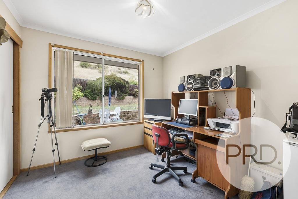 7 Bonwick Court CLAREMONT 8