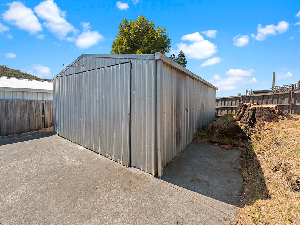 7 Boondar Street CHIGWELL 11