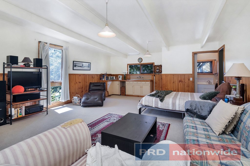 7 Boronia Road BLACK HILL 17