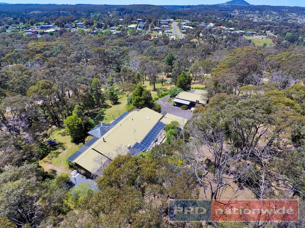7 Boronia Road BLACK HILL 19