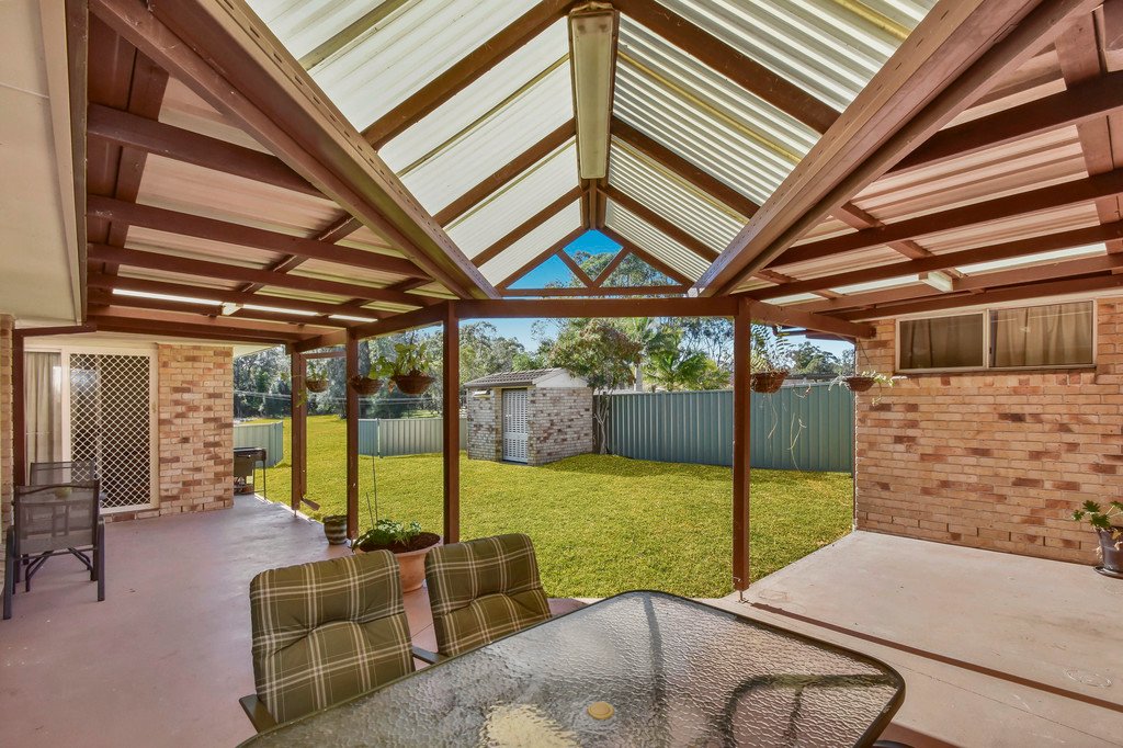 7 Botanic Drive LAKEWOOD 9