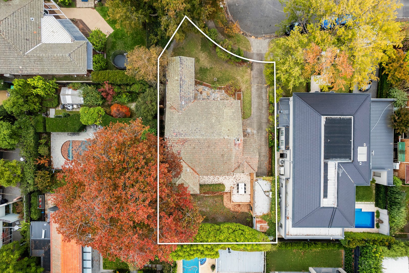 Real Estate and Property in 7 Bramley Court, Kew, VIC