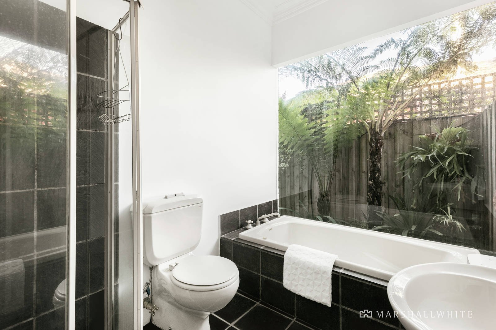 7 Bretonneux Square, Malvern East, VIC