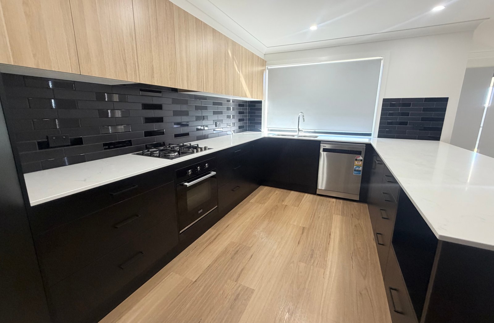 7 Broadway Drive TAMWORTH 4