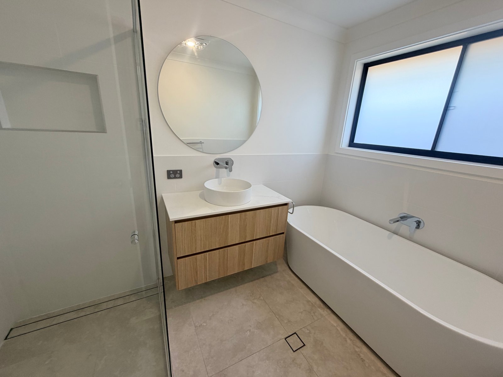 7 Broadway Drive TAMWORTH 14