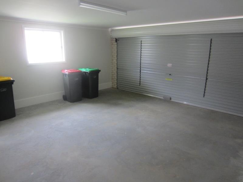 7 Brushbox Grove TAMWORTH 4