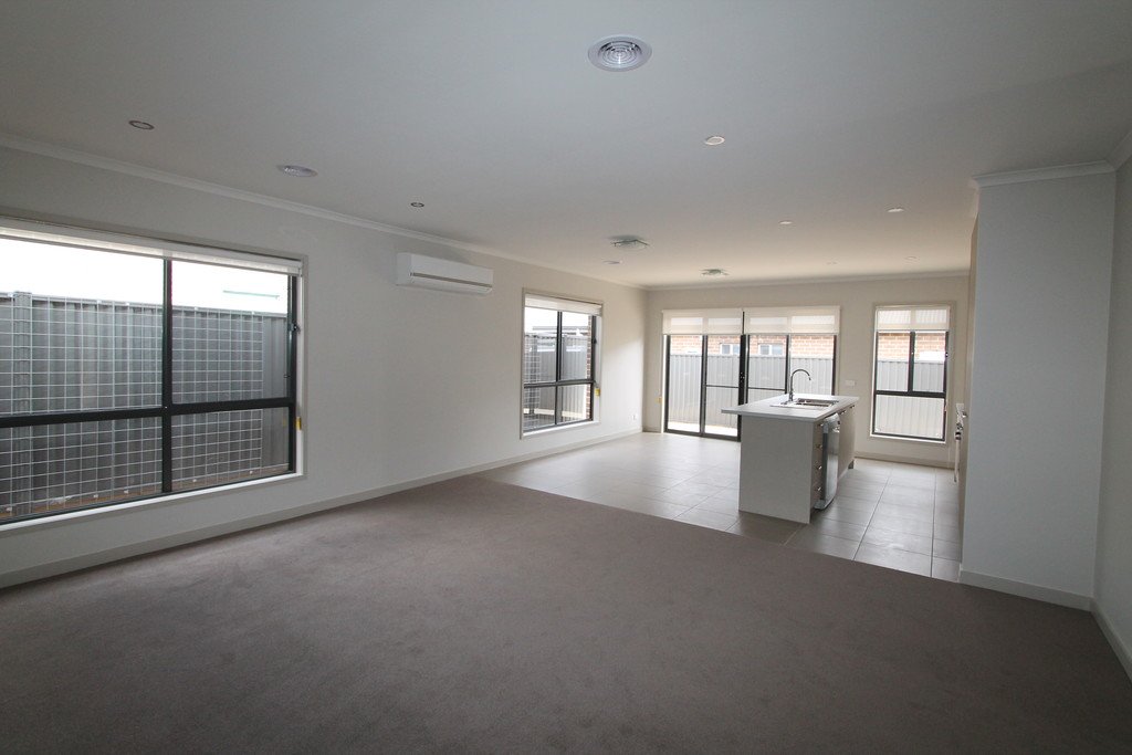 7 Buchanan Drive Lucas 5