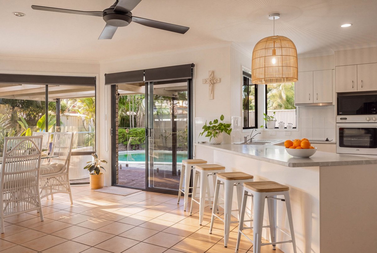 7 Bunyip Street BURLEIGH HEADS 3