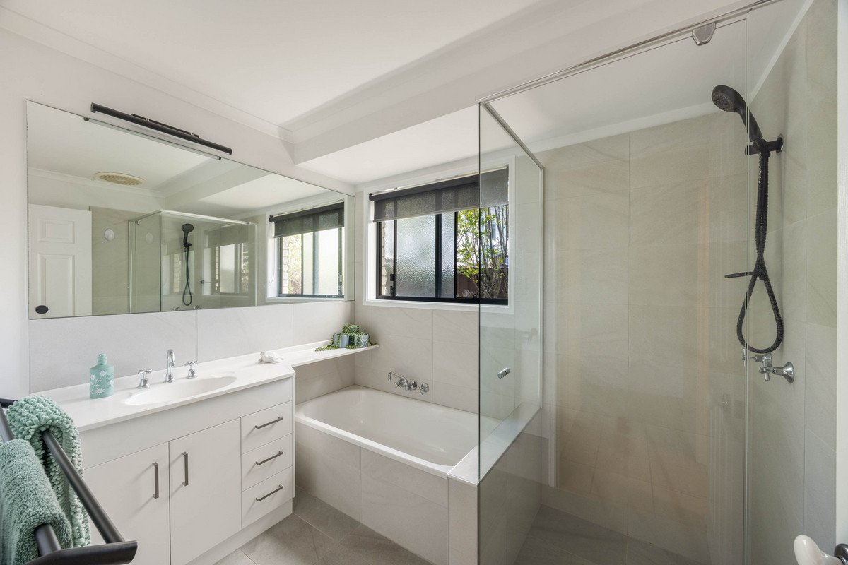 7 Bunyip Street BURLEIGH HEADS 14
