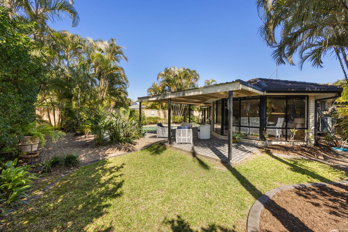 7 Bunyip Street BURLEIGH HEADS 18