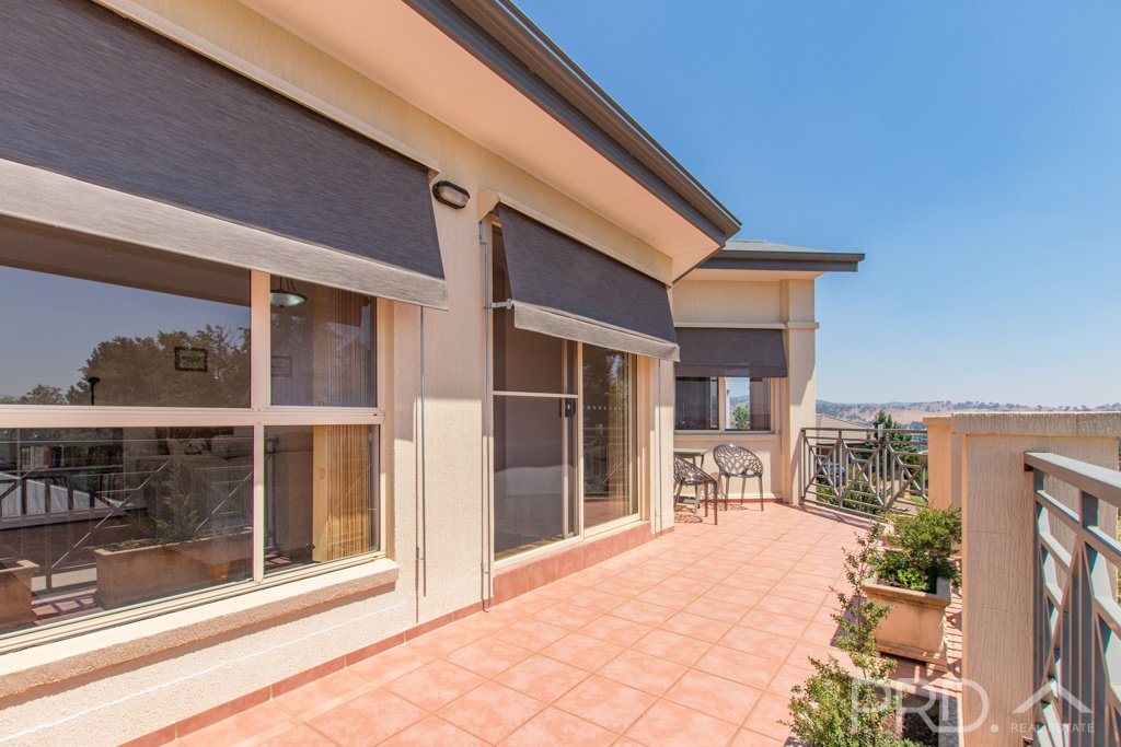 7 Burbury Mews TUMUT 9