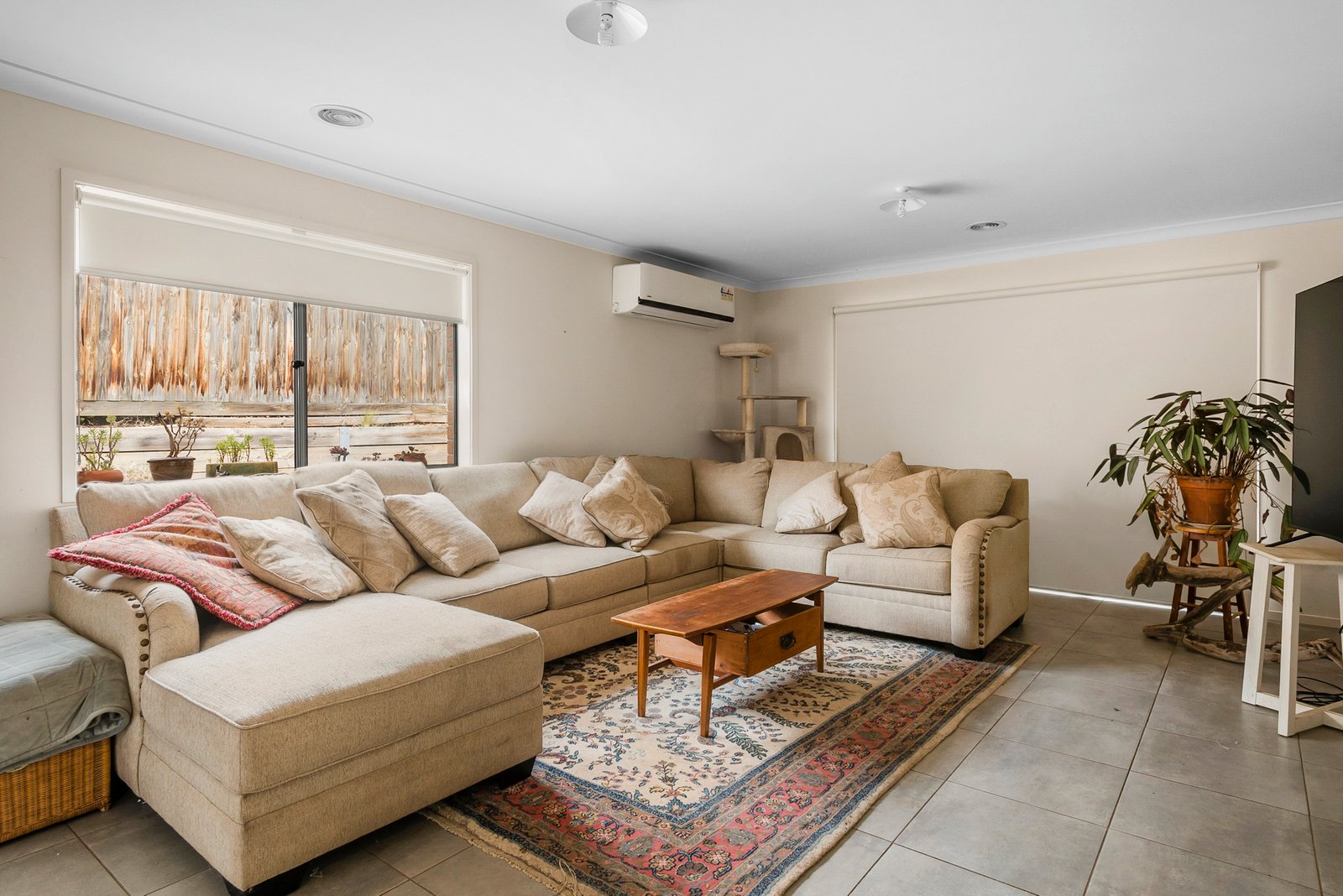 Real Estate and Property in 7 Burnham Court, Sunbury, VIC