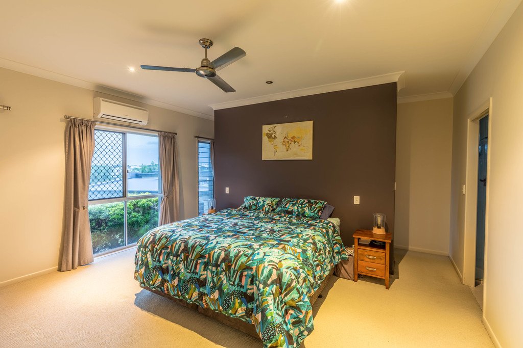 7 Caitlin Court BOYNE ISLAND 6