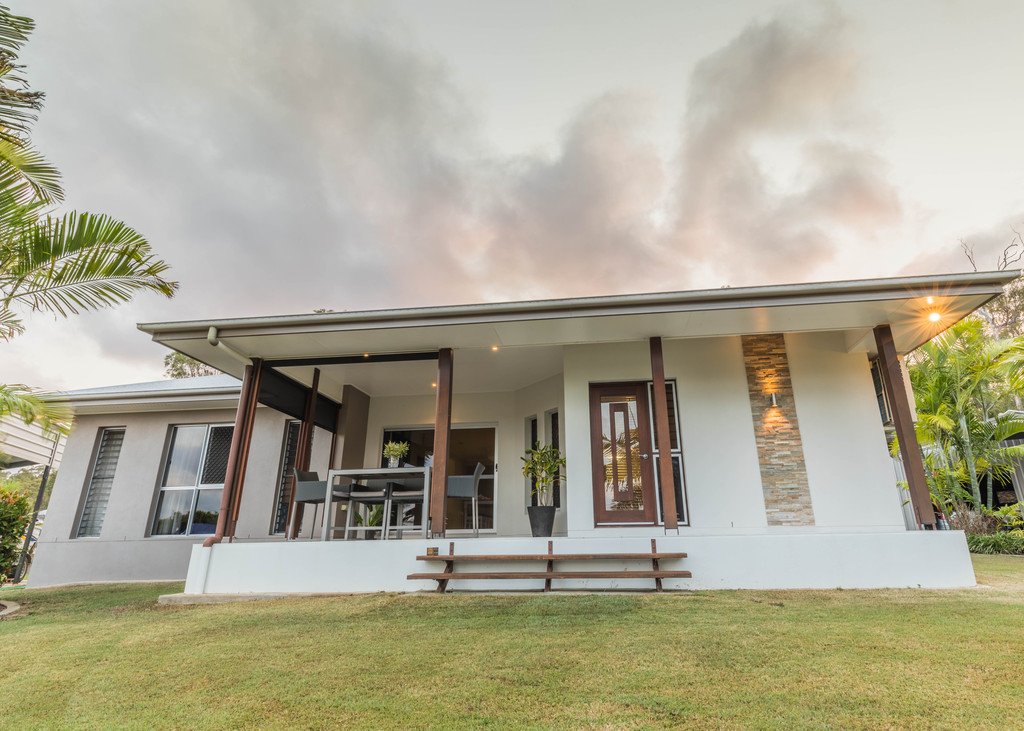 7 Caitlin Court BOYNE ISLAND 16