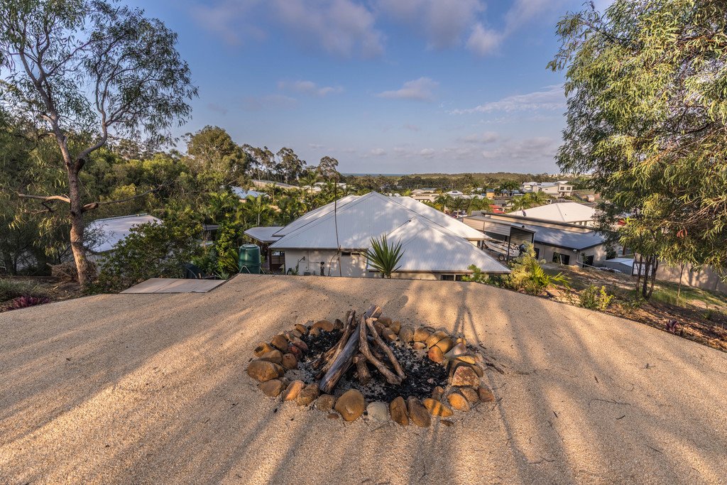 7 Caitlin Court BOYNE ISLAND 17
