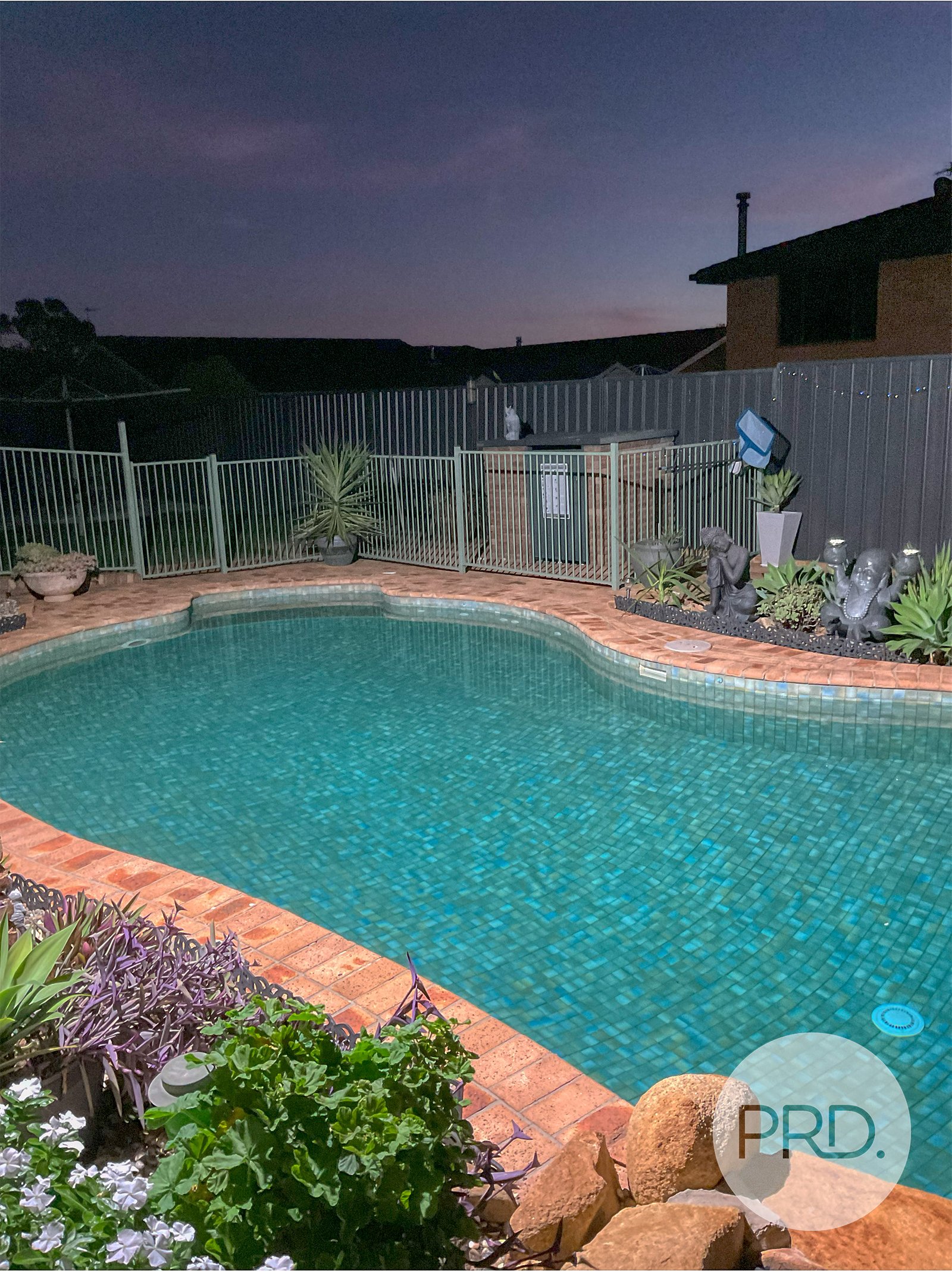 7 Camira Crescent TAMWORTH 26