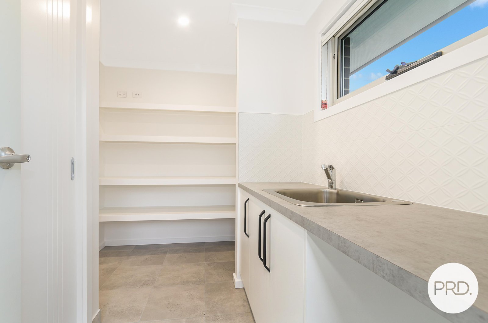 7 Canterbury Road THURGOONA 5