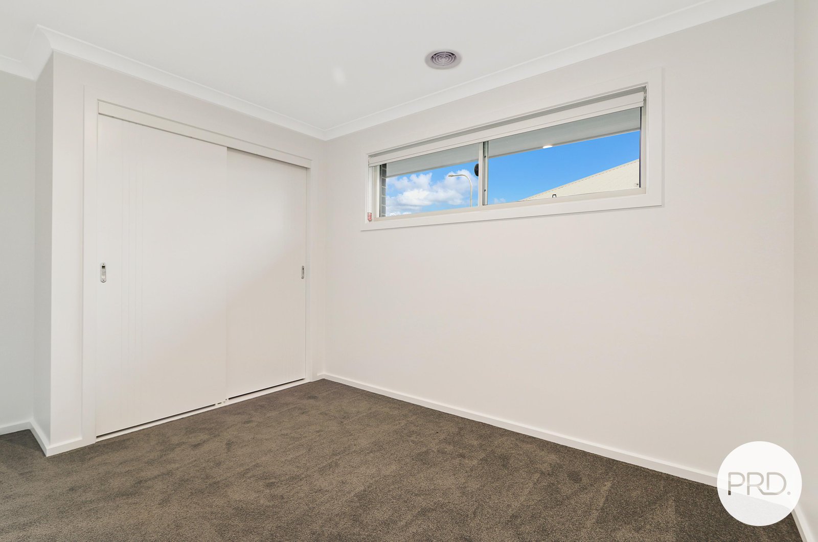 7 Canterbury Road THURGOONA 12