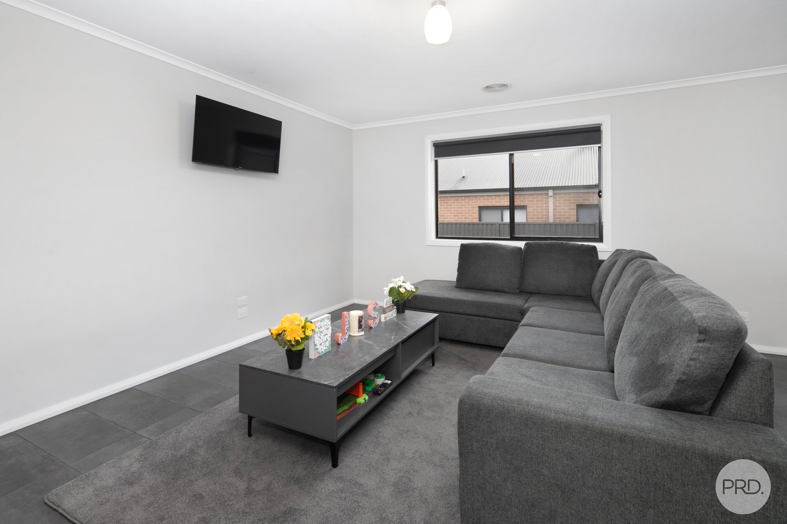 7 Capernwary Rise MINERS REST 8