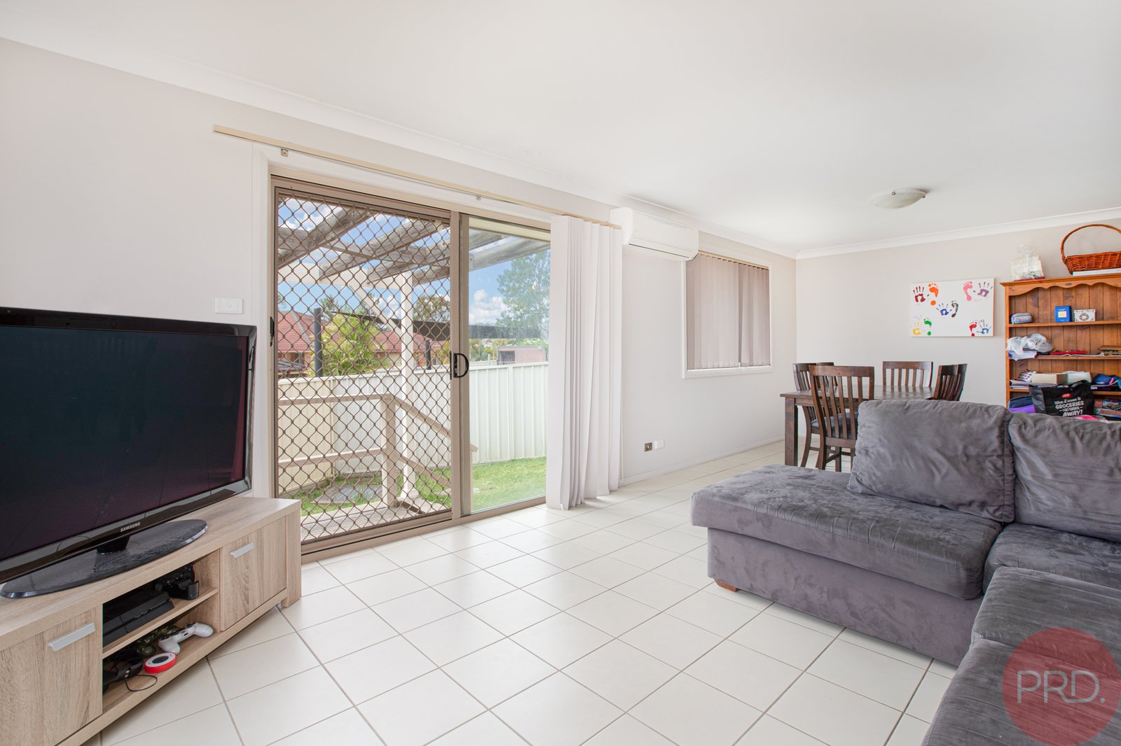 7 Carnarvon Circuit EAST MAITLAND 11