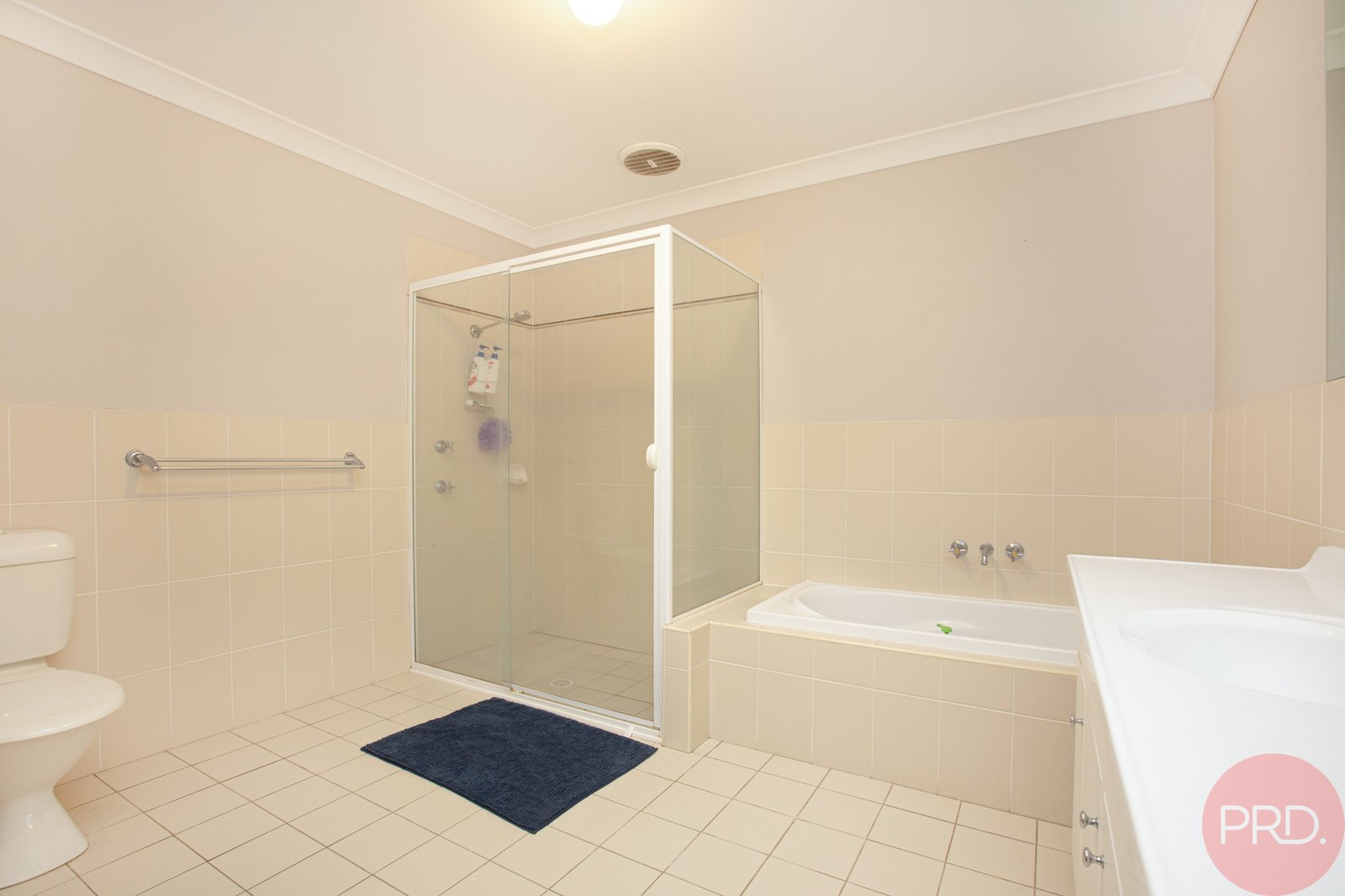 7 Carnarvon Circuit EAST MAITLAND 13