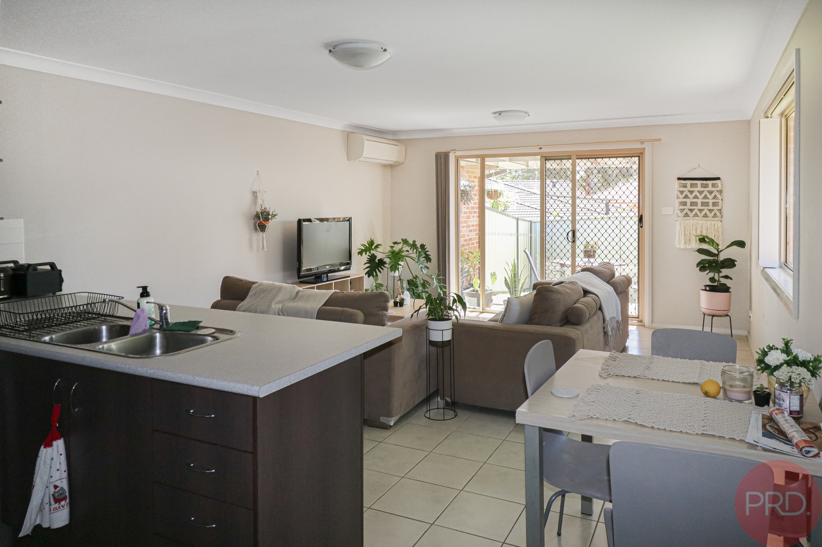 7 Carnarvon Circuit EAST MAITLAND 17