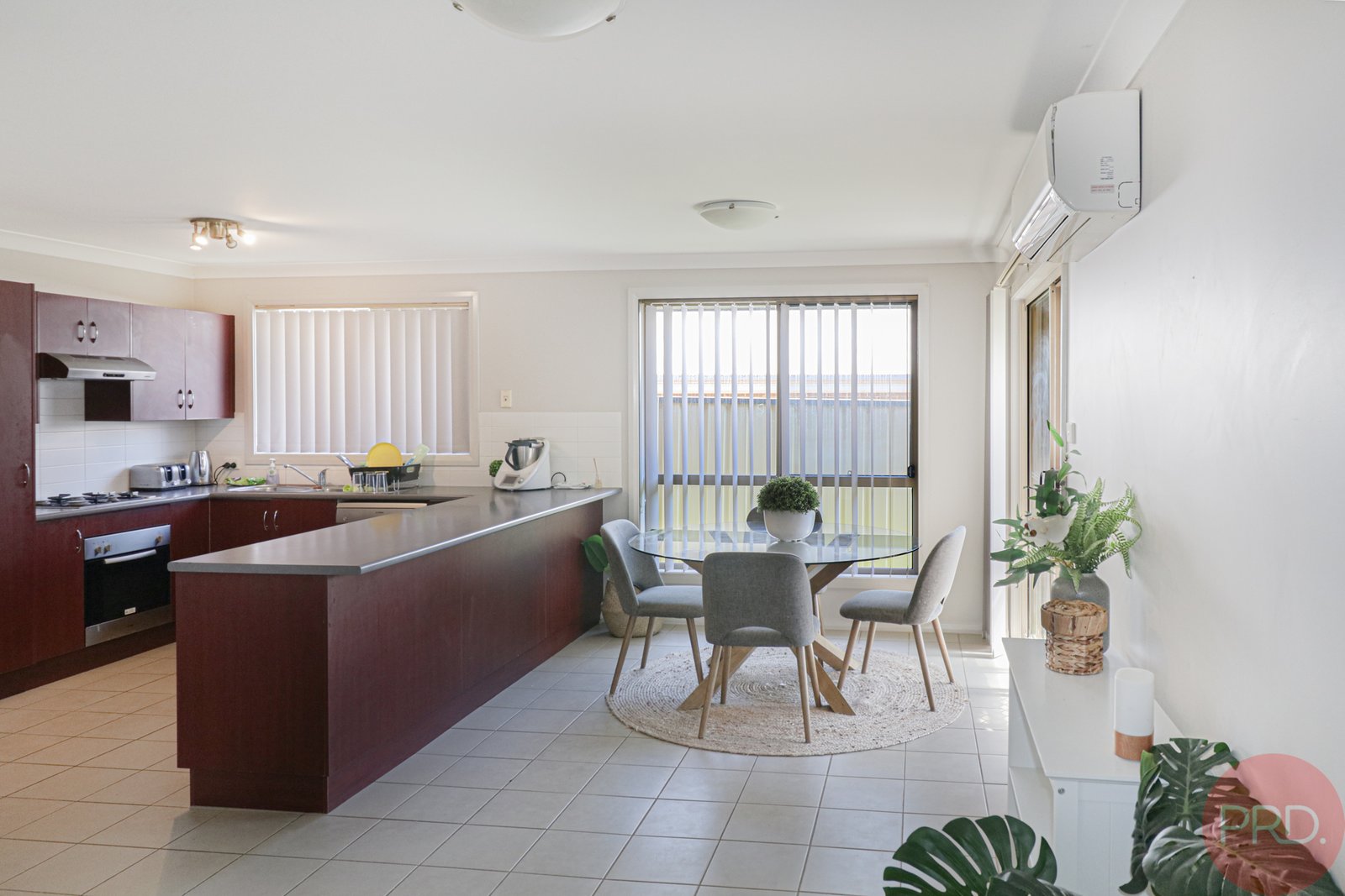 7 Carnarvon Circuit EAST MAITLAND 27