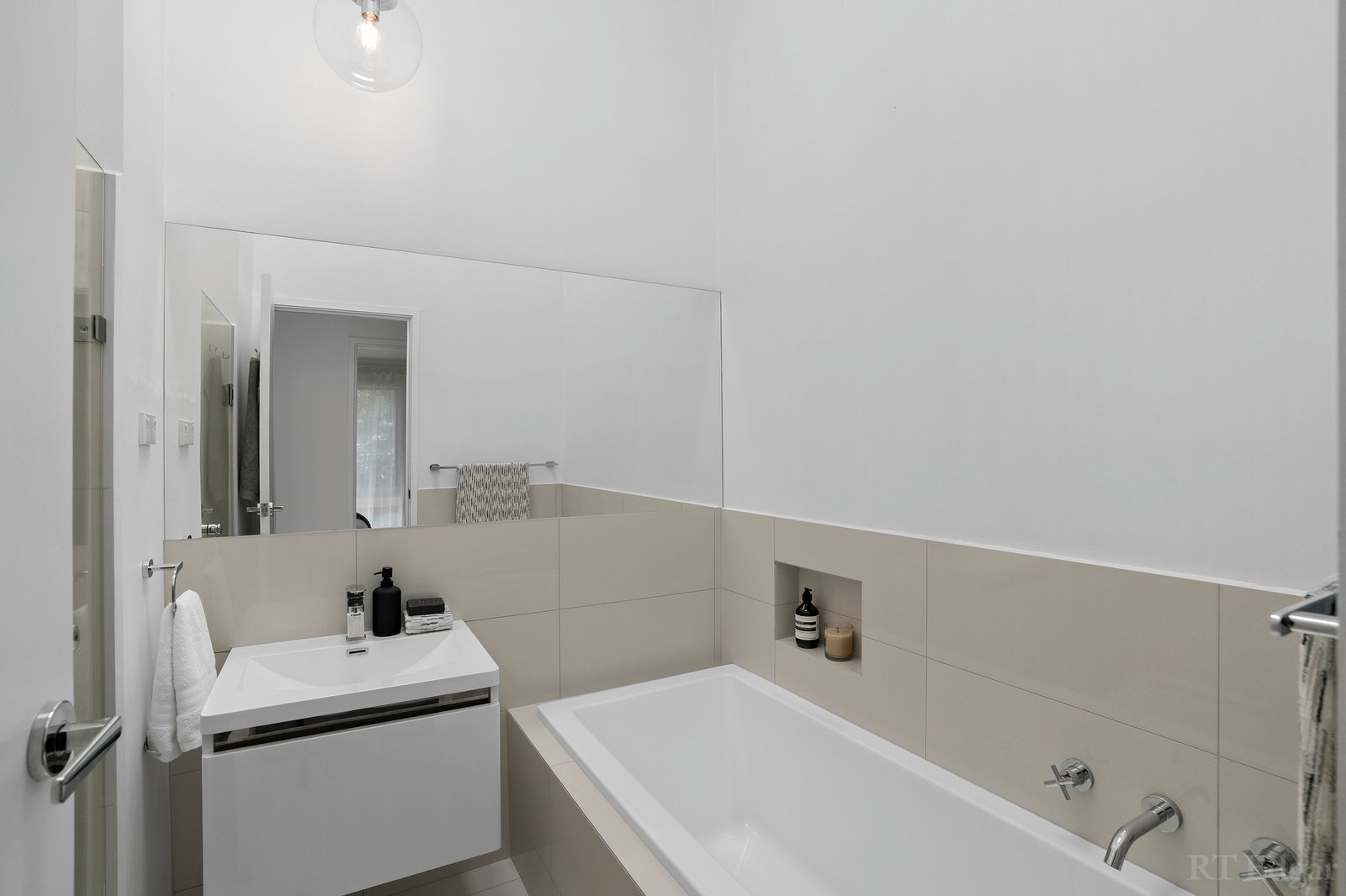 Real Estate and Property in 7 Carol Court, Warrandyte, VIC